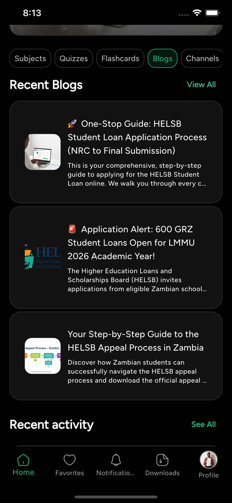 Estudy Learn - Estudy Learnモバイルアプリの最近のブログ画面。学生ローン申請に関するガイドなどが特集されています。