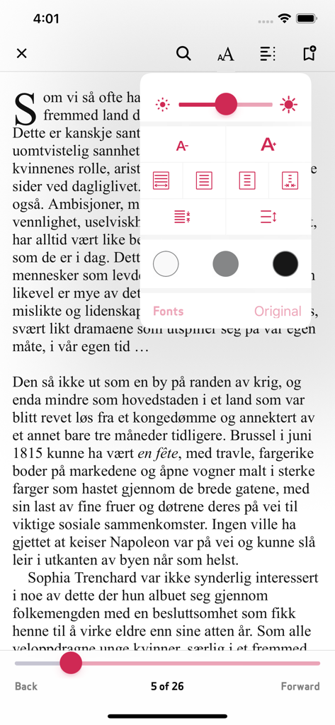 Pantalla del lector de e-books de la aplicación móvil EBOK.NO con menú de personalización de fuente y brillo