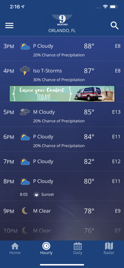 La aplicación WFTV Channel 9 Weather muestra un pronóstico por horas para Orlando Florida, incluyendo temperaturas y condiciones climáticas