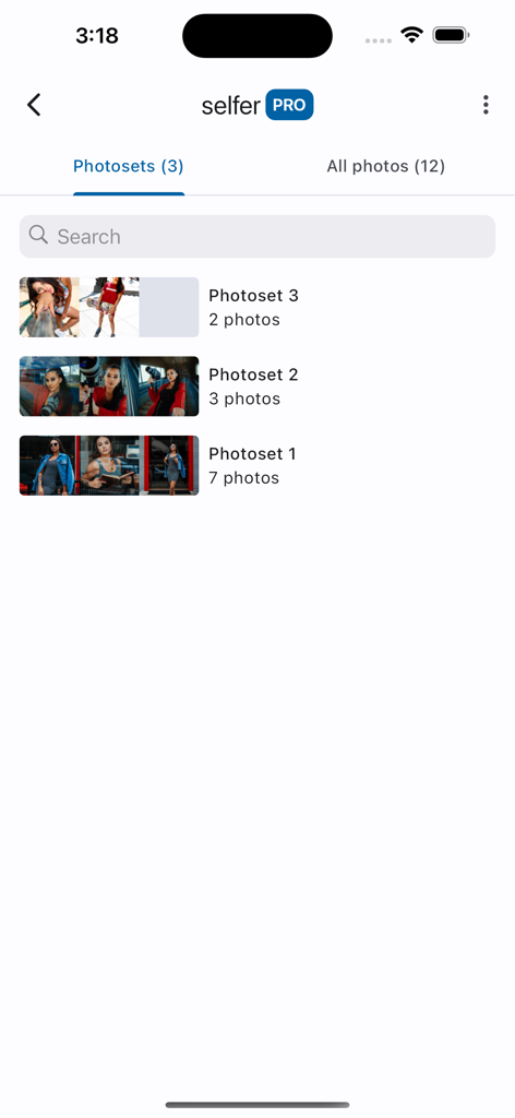 selfer - timer camera - Interface of the selfer app showing a list of organized photosets in its internal gallery