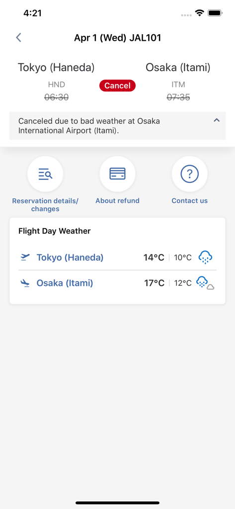 Pantalla de la aplicación móvil de Japan Airlines que muestra una notificación de cancelación de vuelo debido al mal tiempo con opciones de reembolso y cambios de reserva