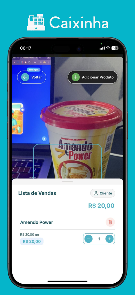 Aplicativo Caixinha usando a câmera de um smartphone para escanear o código de barras de um produto e adicioná-lo a uma lista de vendas digital.