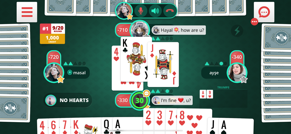 Online multiplayer session of the King and Rifki card game with integrated chat and player avatars.