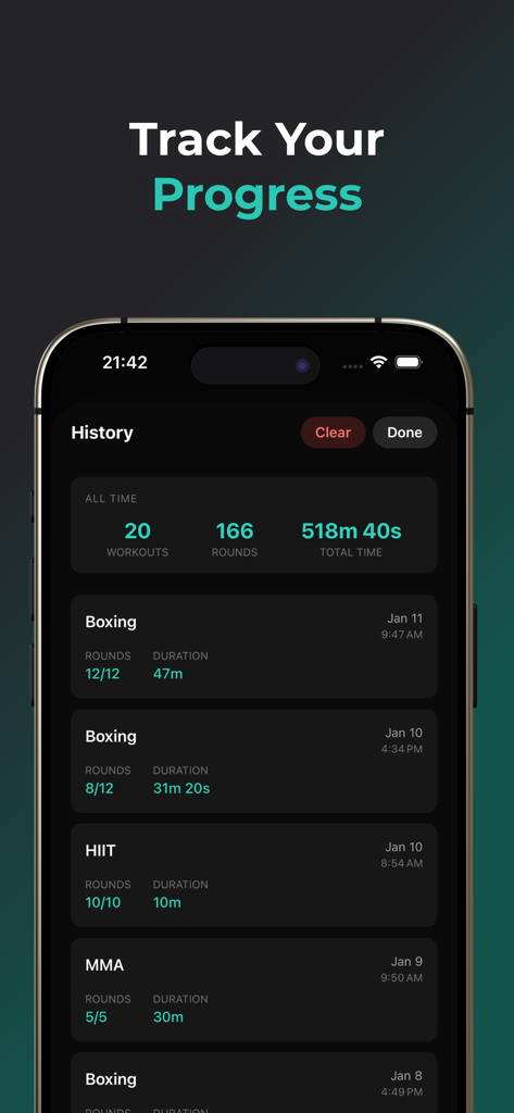 Una schermata di un'app mobile che mostra la cronologia degli allenamenti e le statistiche di allenamento per pugilato e MMA.