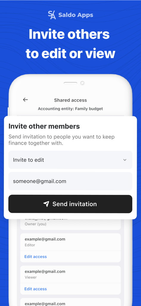 Saldo: Finance Management App - Interface of the Saldo finance app showing how to invite members to a shared family budget with specific roles.