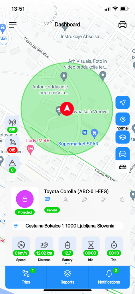EEVY GPS-Tracking-Dashboard mit Fahrzeugstandort und Echtzeitstatus