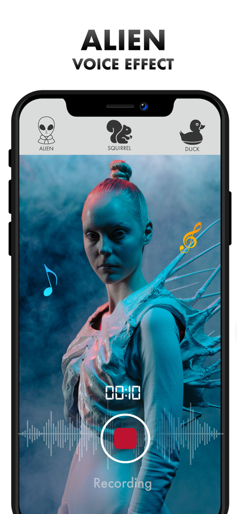 Voice Changer Women - Recording screen of the Voice Changer Women app with the alien voice effect active.