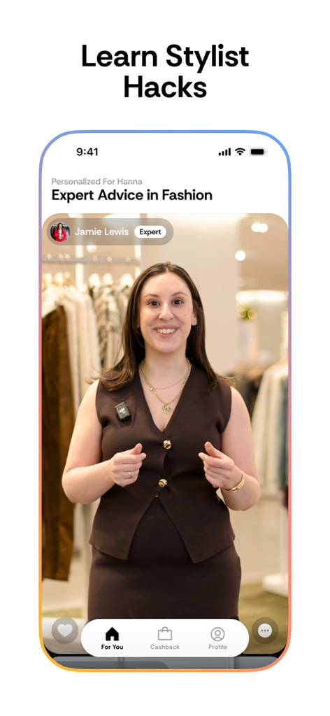Fashion expert Jamie Lewis sharing stylist hacks on the Findies app
