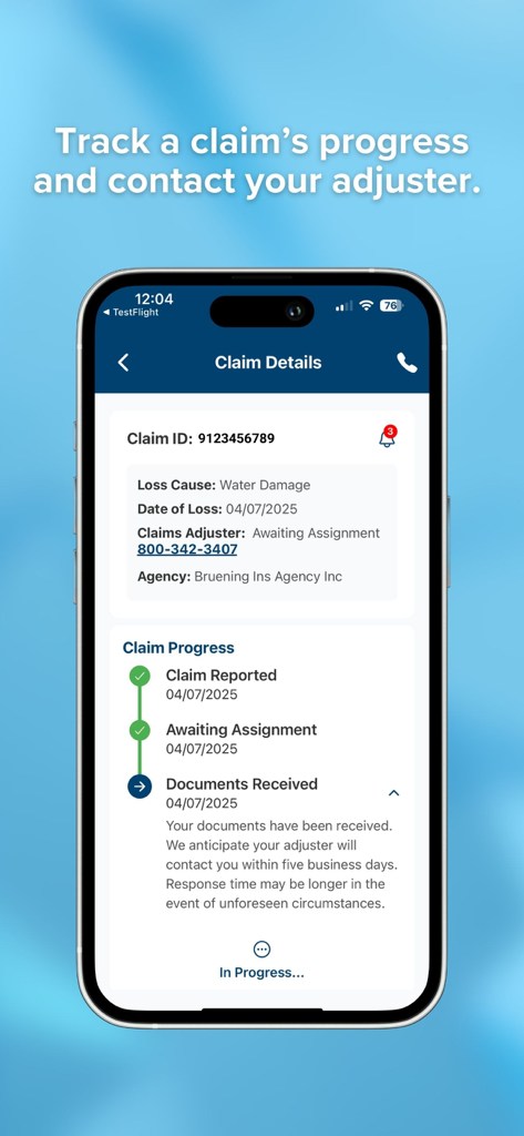Tela do aplicativo Tower Hill Mobile rastreando o progresso de um sinistro de seguro com atualizações de status
