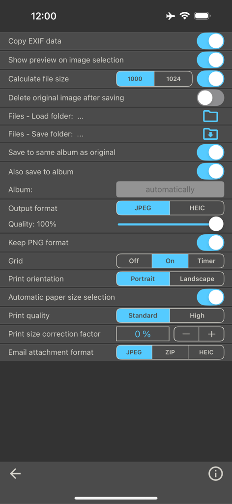 Uno screenshot che mostra le impostazioni di configurazione dell'app Dimensioni Immagine, incluse le opzioni di formato di output e orientamento di stampa