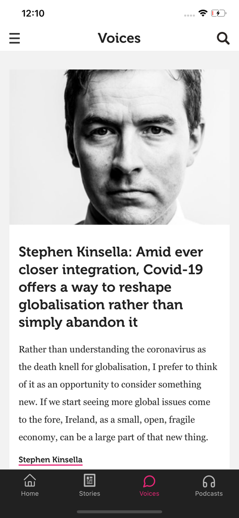 The Currency News - Uma tela de celular mostrando um artigo de opinião de Stephen Kinsella na seção Voices do aplicativo The Currency News.