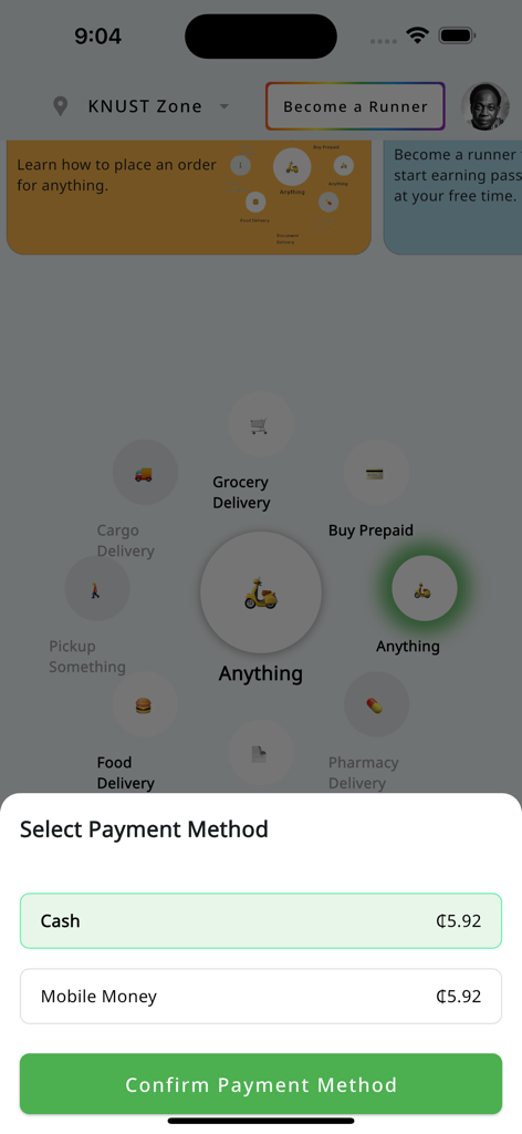 Errand-Earn - Ein mobiler App-Bildschirm zur Auswahl von Zahlungsmethoden zwischen Bargeld und mobilem Geld für eine Lieferbesorgung.
