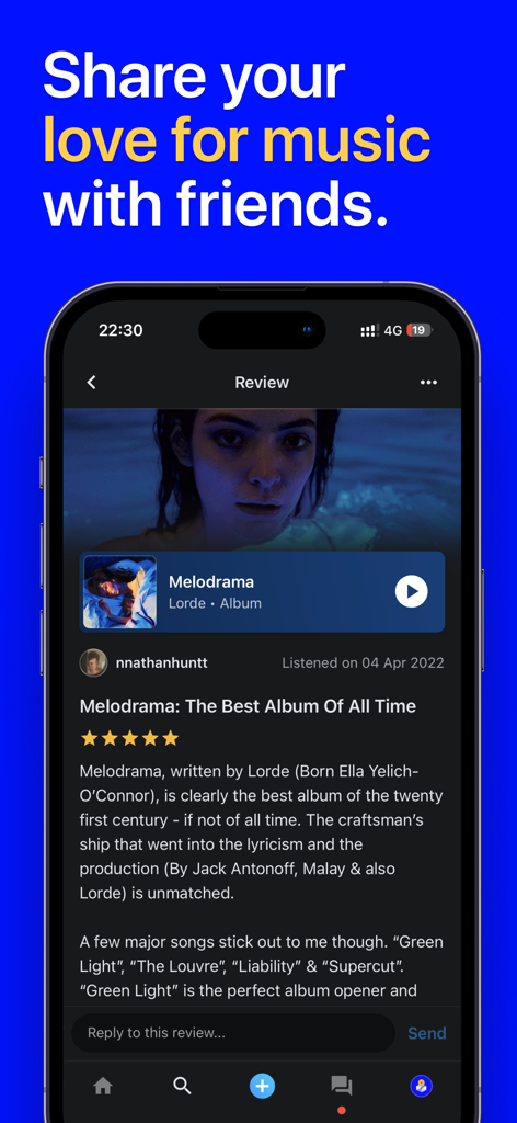 Ein mobiler Screenshot der Musicboard-App, der eine Fünf-Sterne-Benutzerbewertung für Lordes Album Melodrama anzeigt.