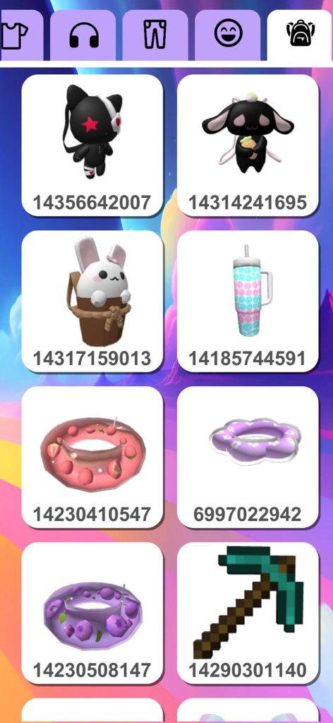 Outfit ID codes for Roblox - Um menu exibindo vários itens de acessório do Roblox, como mochilas e equipamentos, com seus códigos de ID exclusivos para copiar e colar