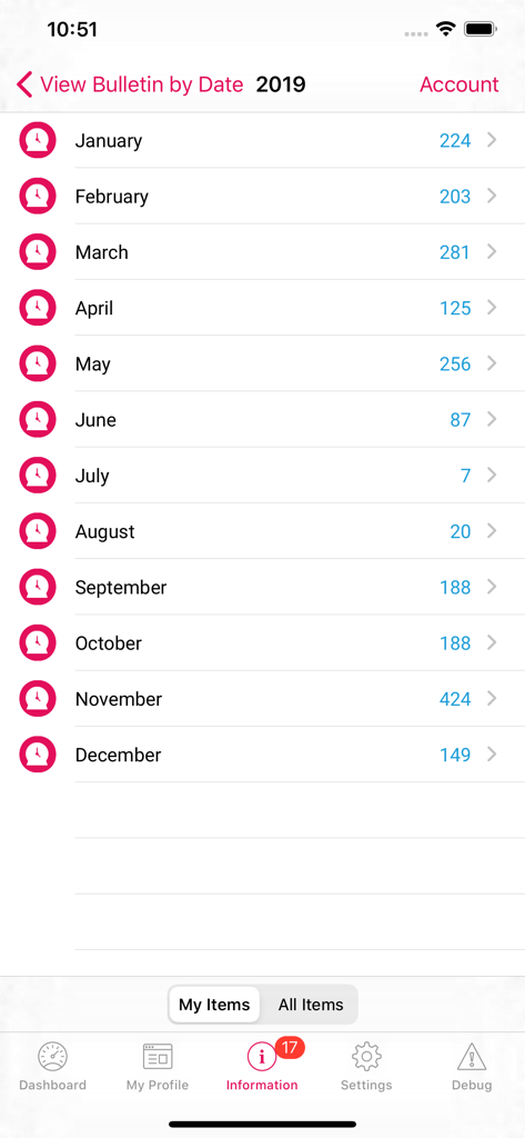 iStudent App - iStudent 앱 화면으로 월별로 분류된 학교 뉴스 게시판을 보여줍니다.