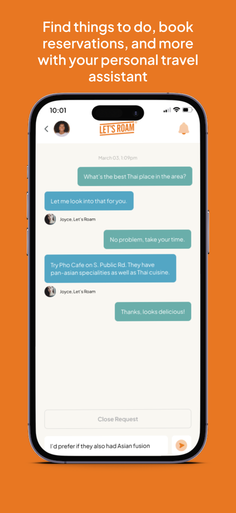Let's Roam: Scavenger Hunts - Schermata dell'app mobile che mostra un'interfaccia di chat con un assistente di viaggio personale che fornisce raccomandazioni sui ristoranti locali.