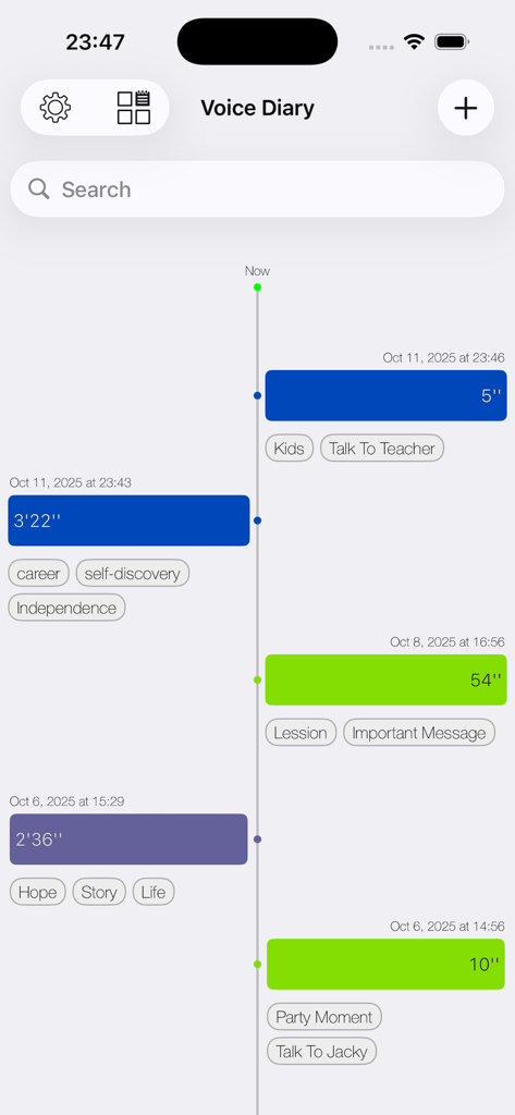 Voice Diary - Audio Transcribe - Una línea de tiempo cronológica de grabaciones de audio con etiquetas descriptivas como carrera y familia en la interfaz de la aplicación Voice Diary