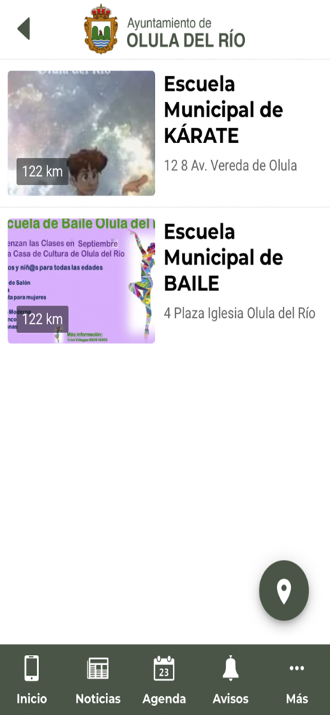 Pantalla de la aplicación Olula del Rio que enumera las escuelas municipales locales de karate y danza.