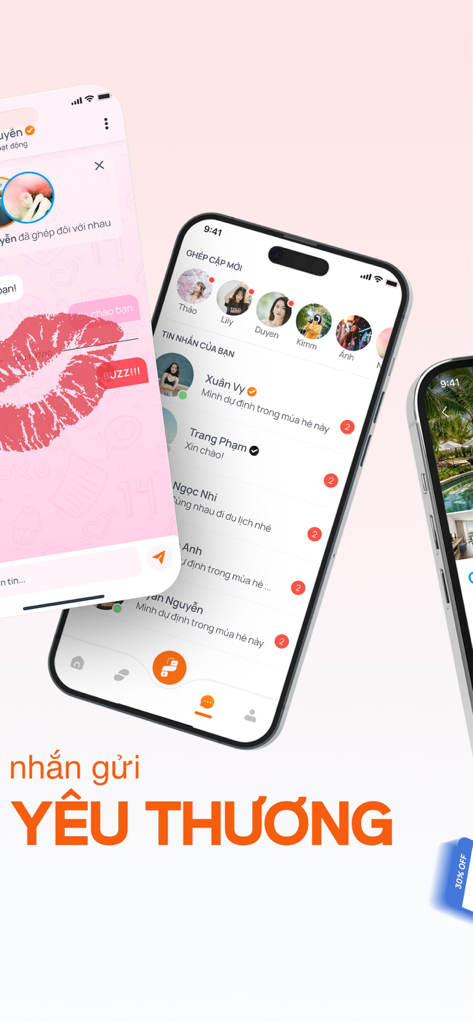 Freetrip - Freetrip app screens showing messaging interface and travel companion matching