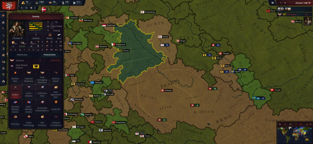 Juego de Age of History 3 que muestra la interfaz de diplomacia y un mapa estratégico histórico de Europa.