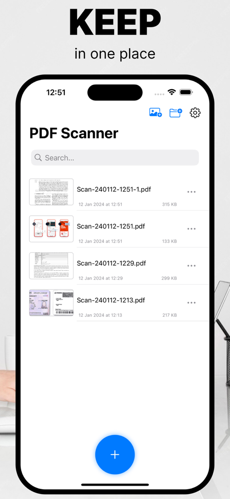 Scan Documents, Photos, Papers - PDFスキャナーアプリのインターフェイスで、スキャンされたドキュメントのリストと運転免許証が表示されている様子。