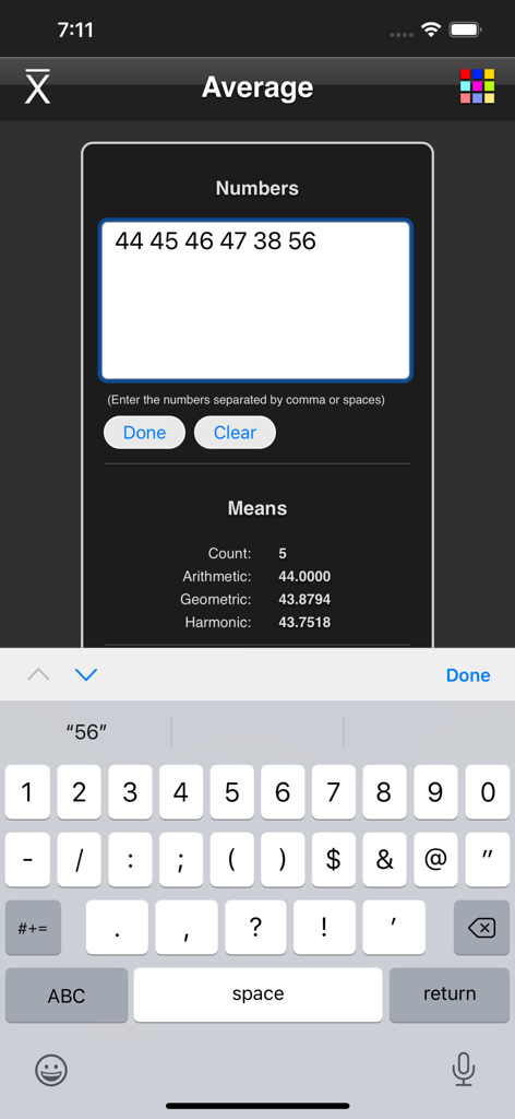 Average Calculator - 숫자 입력 및 계산된 평균, 기하 평균 및 조화 평균을 보여주는 평균 계산기 앱 인터페이스