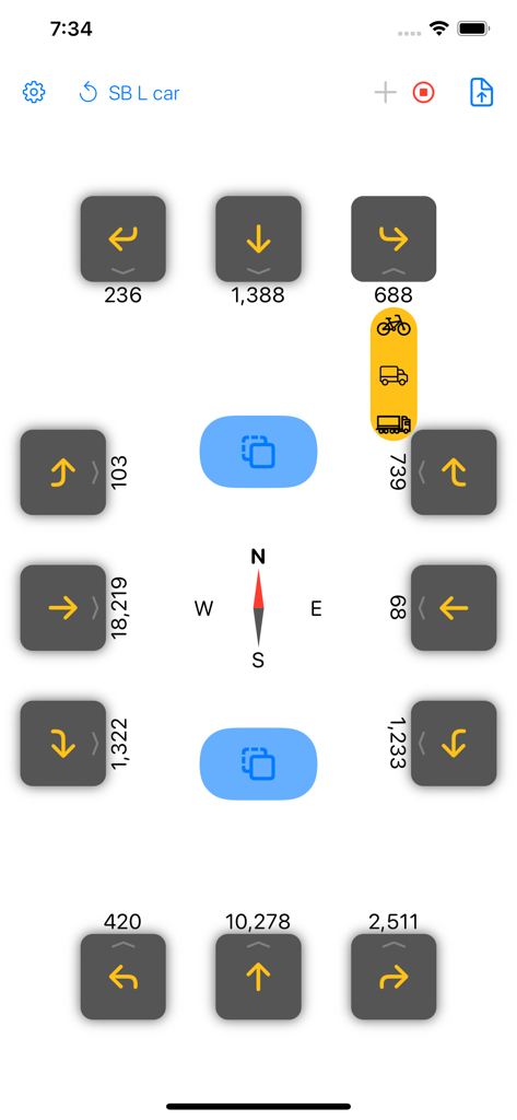 Traffic Count Pro - TMC - Oberfläche für die Zählung von Abbiegebewegungen mit Pfeilen und Symbolen für Fahrzeugklassen zur Datenerfassung im Verkehrswesen.