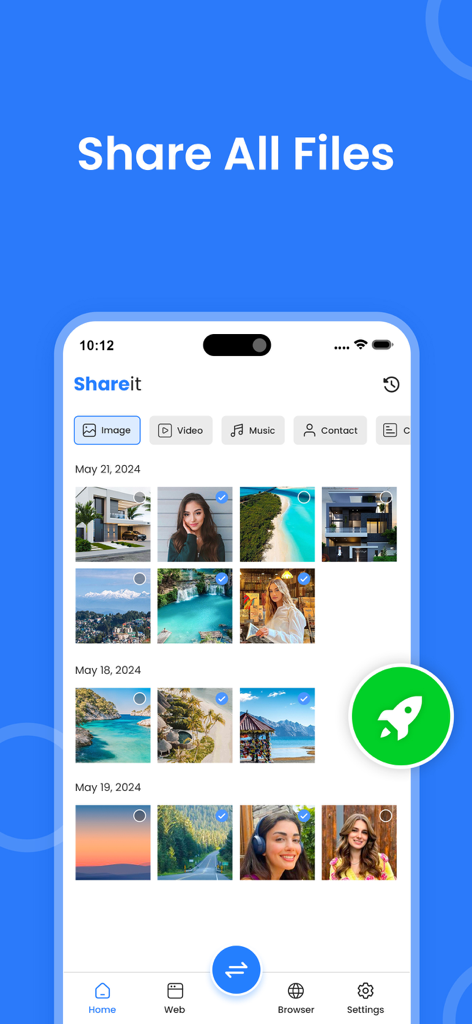 Quick Share : FIle Transfer - Quick Share app interface showing a media gallery with photos selected for fast transfer.