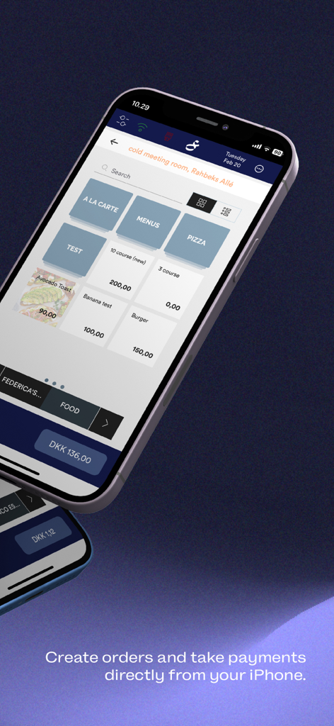 Superb POS - Interfaz de la aplicación Superb POS en un iPhone que muestra categorías de menú y artículos para la gestión de pedidos en restaurantes