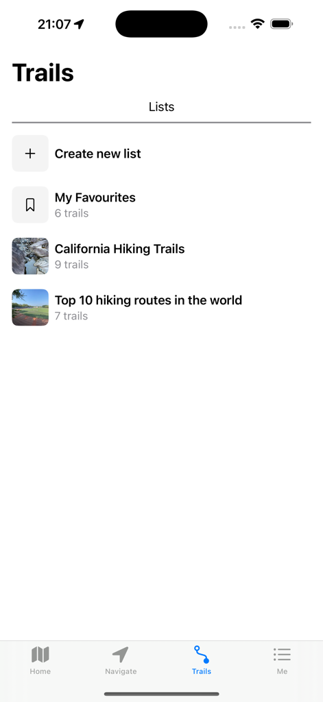 Hikely - Hike, Bike, Run - Pantalla de Rutas de la aplicación Hikely que muestra listas personalizadas y favoritas para rutas de senderismo.