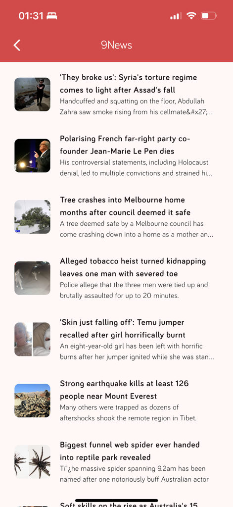 Australian Papers - Um feed de notícias dentro do aplicativo Australian Papers mostrando várias manchetes do 9News