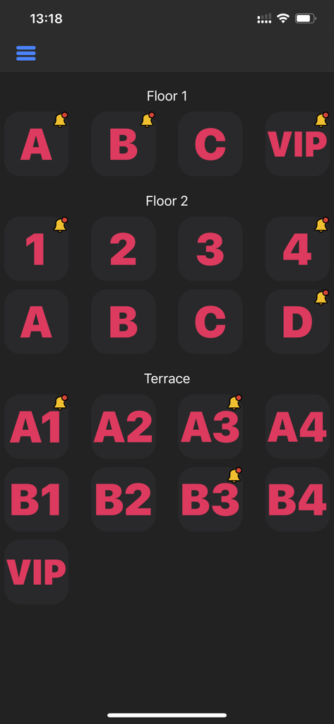 Uma interface de aplicativo POS móvel exibindo layouts de assentos de mesas organizados por Andar 1, Andar 2 e Terraço com ícones de notificação em mesas específicas.