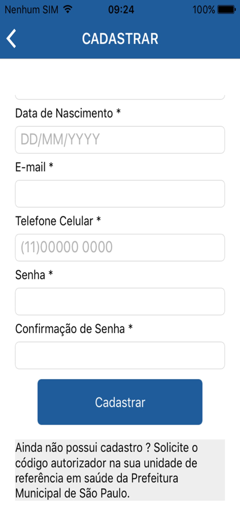 Registration screen for the Agenda Facil app with input fields for birth date, email, phone number, and password