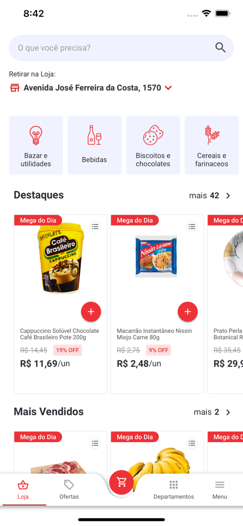 Mega em casa - Home screen of the Mega em casa grocery app showing product categories and daily deals