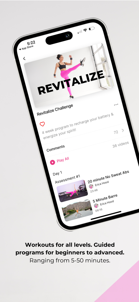 HoodFit: Fitness App for Women - Pantalla de iPhone mostrando la interfaz de la aplicación HoodFit con programas de entrenamiento guiados para mujeres de 5 a 50 minutos.