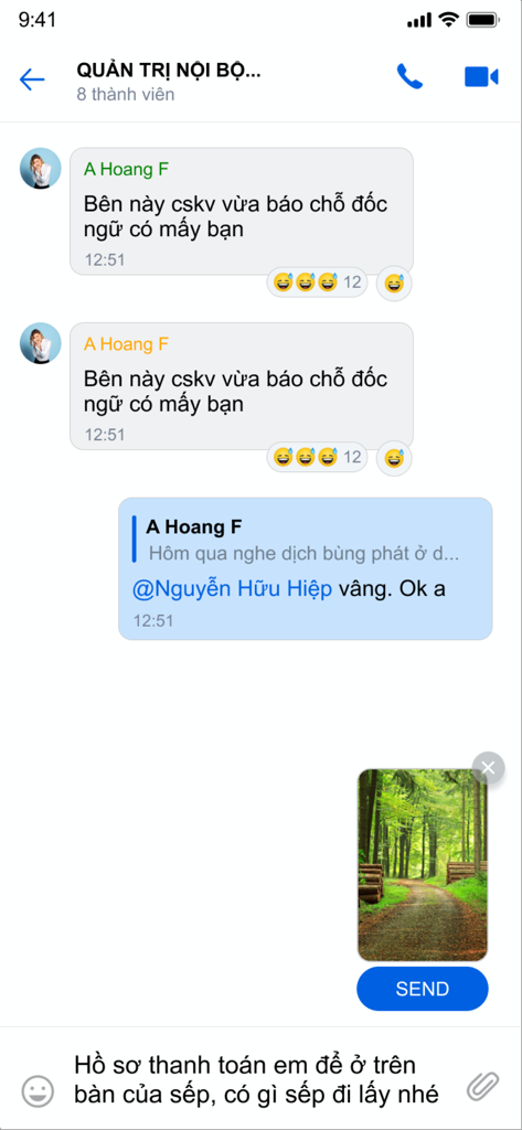 Interfaz de la aplicación Teaser Messenger mostrando un chat de negocios grupal con mensajes de texto y una imagen adjunta lista para ser enviada