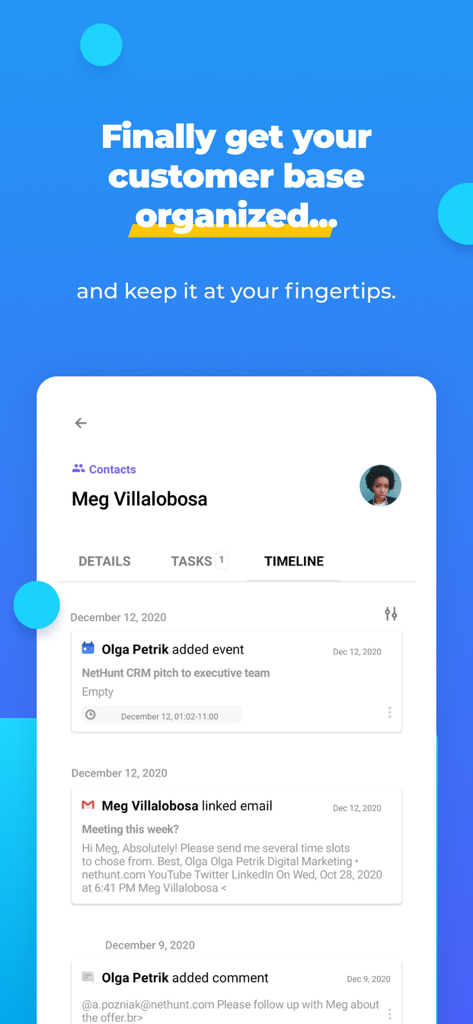 NetHunt CRMモバイルアプリのインターフェース。関連付けられたメールや会議イベントを含む、整理された顧客タイムラインが表示されています。