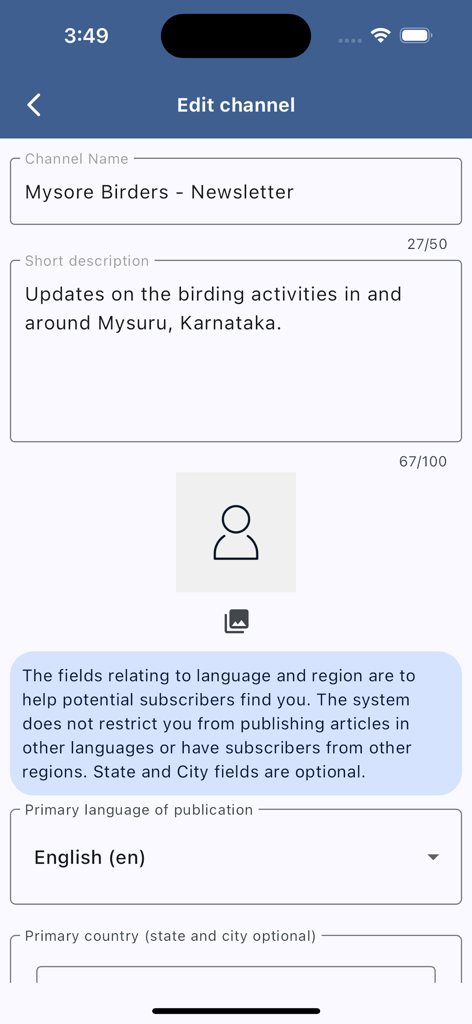 Tikker News - Interface para editar o nome e a descrição de um canal de notícias no aplicativo Tikker News.