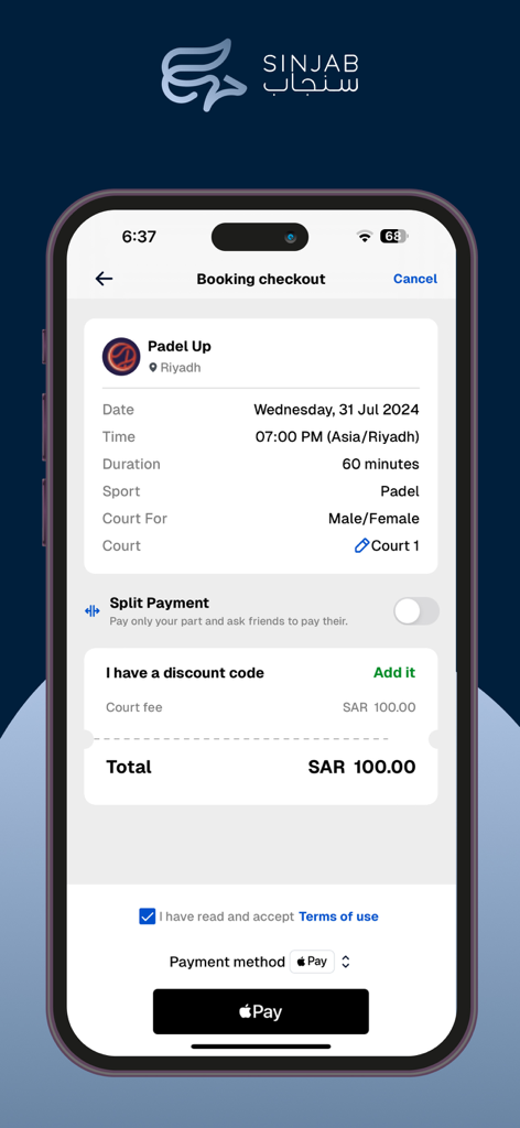 Sinjab سنجاب - Sinjabアプリのリヤドでのパデルコート予約のチェックアウト画面。Apple Pay統合が特徴です。