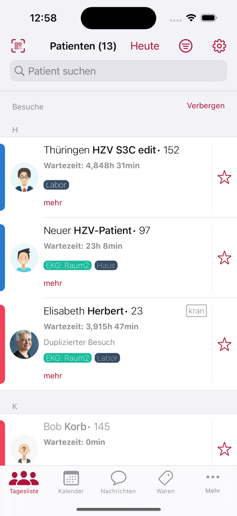 tomedo Praxissoftware - The tomedo app patient list dashboard displaying names, waiting times, and medical status tags on an iPhone.