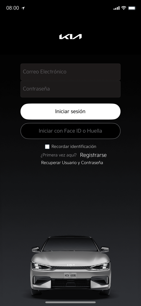 Login screen of the My Kia plus app in Spanish with a Kia car at the bottom.