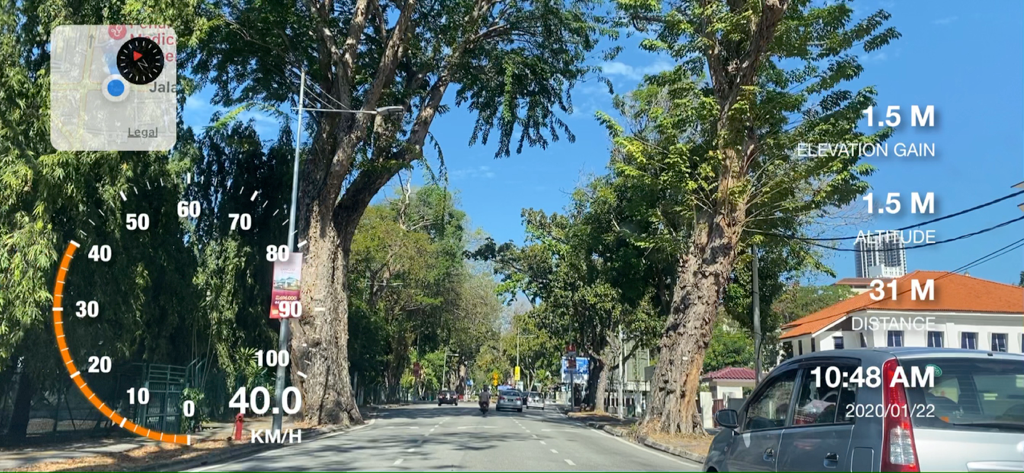 Motion Log Cam - Interface do Motion Log Cam com velocímetro em tempo real, mapa e dados de altitude no vídeo.