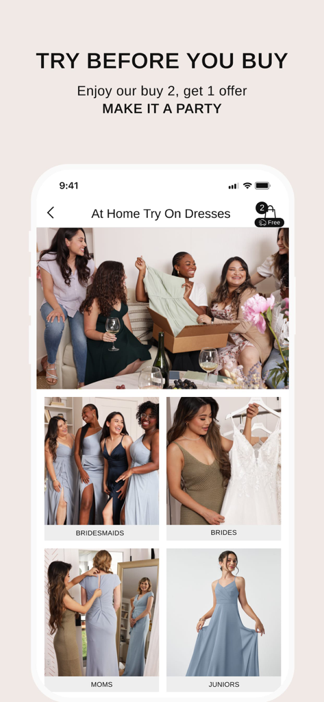 Pantalla de la aplicación móvil de Azazie que muestra el programa de prueba antes de comprar con grupos de mujeres probándose vestidos de dama de honor y de novia en casa.