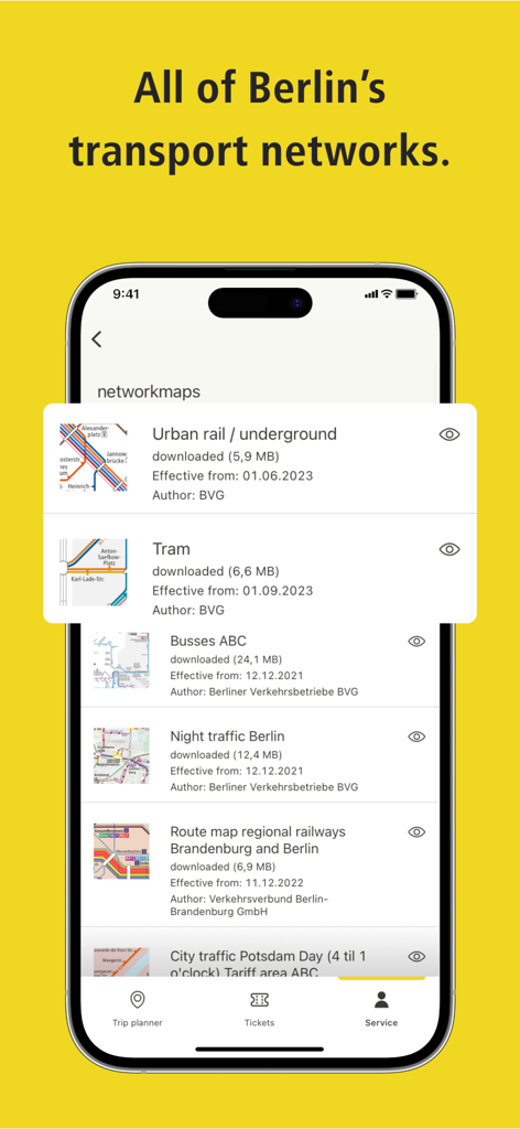 Écran de l'application BVG Fahrinfo affichant une liste des cartes de réseaux de transport téléchargeables pour Berlin