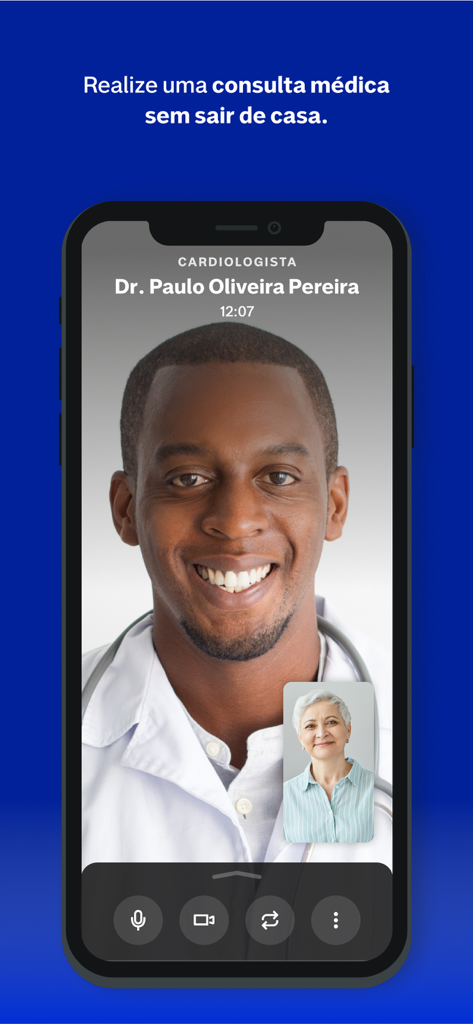 Nav Dasa: Exames e Consultas - Schermata dello smartphone che mostra una videochiamata di telemedicina tra un cardiologo e un paziente nell'app Nav Dasa