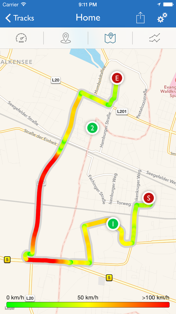 GPS-Tracker Pro - GPS-Tracker Pro 앱의 지도에 표시된 다채널 경로 추적으로, 경로를 따라 속도 변화를 나타냅니다.