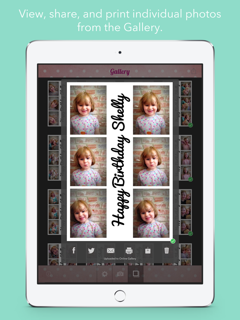 Pocketbooth Party iPad 앱 갤러리에 공유 및 인쇄 옵션이 있는 생일 사진 스트립이 표시됨