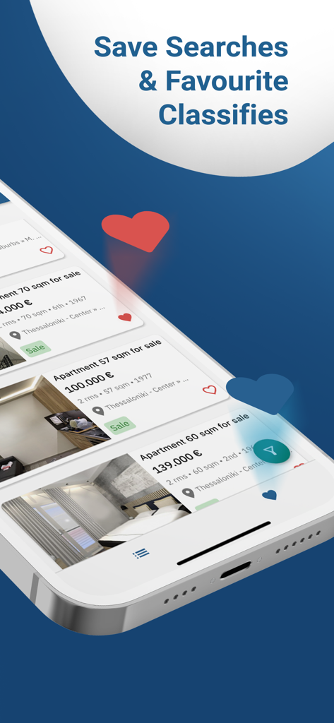Interfaz de la aplicación inmobiliaria griega mostrando anuncios de propiedades favoritas guardadas.
