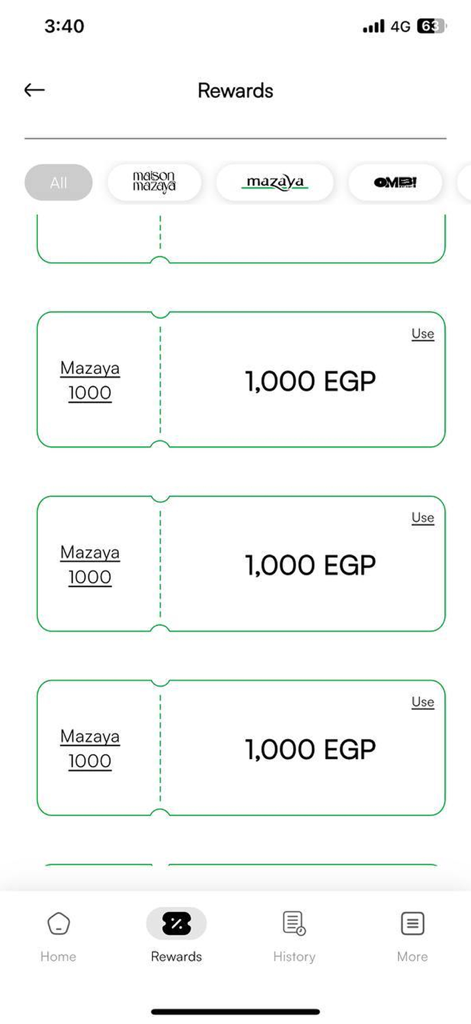 Mazaya and More - Pantalla de recompensas en la aplicación Mazaya and More que muestra múltiples vales de mil EGP