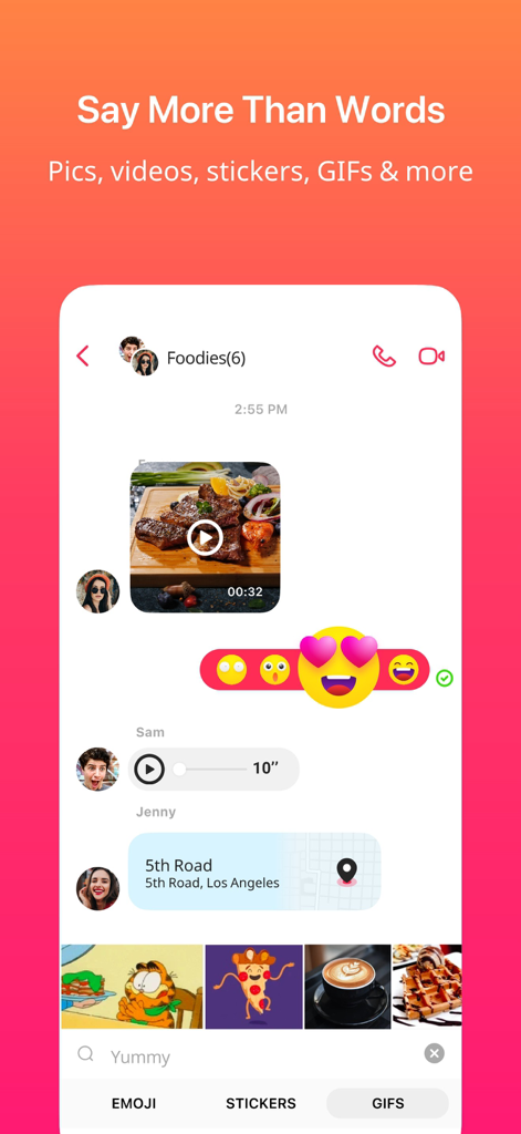 JusTalk - Video Chat & Calls - Interfaz de la aplicación JusTalk mostrando un chat grupal con emojis de video y mensajes de voz